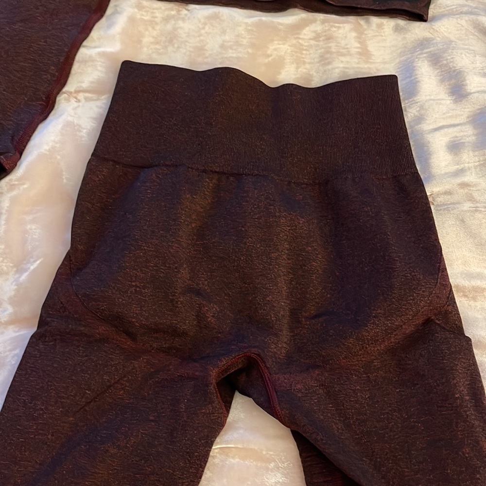 ECHT workout set - Picture 3 of 3